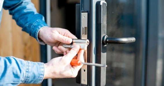 locksmith melbourne fl